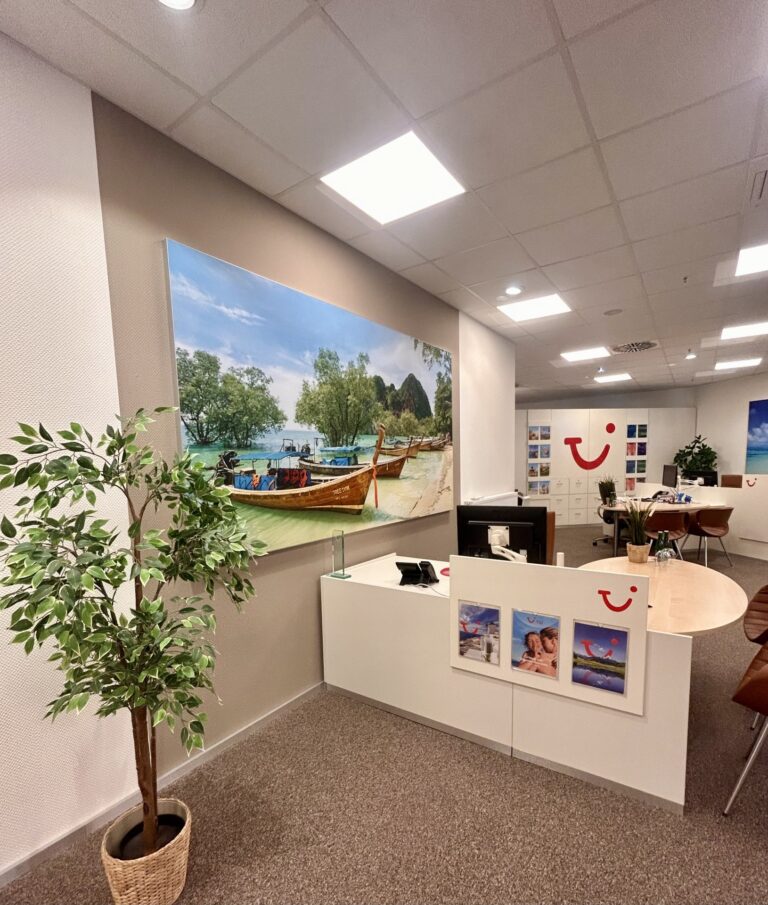 famila Center Brake: TUI